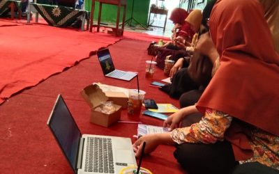 Pelatihan Membuat post di website Bersama M-One Solution