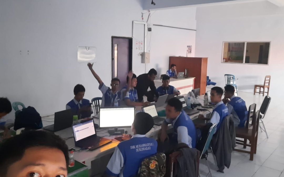 MIM 1 PK Sukoharjo Pelatihan Publikasi Berita di Web Sekolah