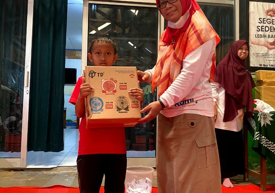 Jalan Sehat Meriah Sambut Kemerdekaan Indonesia Bersama MIM 1 PK Sukoharjo