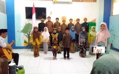 Semangat Harmoni! Siswa MIM 1 PK Sukoharjo  mengikuti Lomba Paduan Suara Tingkat Nasional