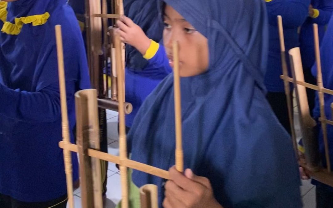 Harmoni Nusantara dalam Ekstrakurikuler Angklung MIM 1 PK Sukoharjo