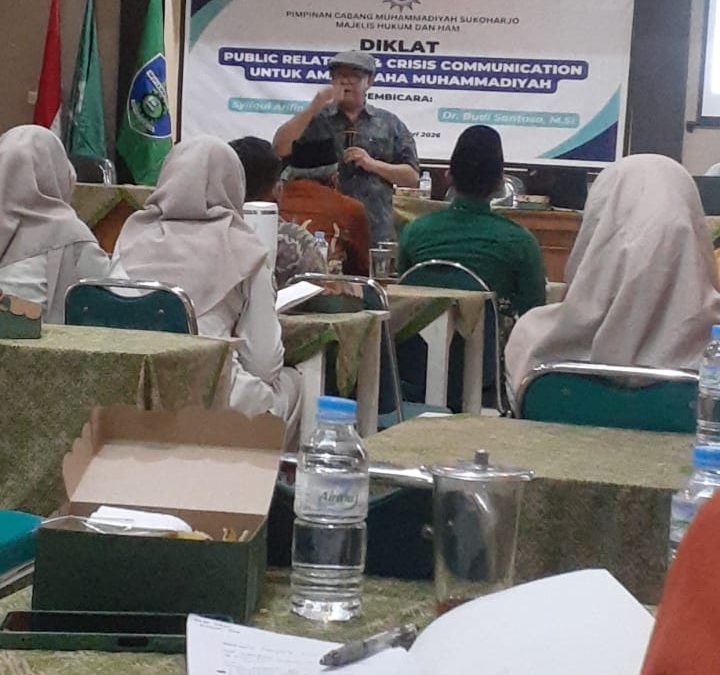 Guru MIM 1 PK Sukoharjo Menghadiri Diklat Public Relations dan Crisis Communication untuk Amal Usaha Muhammadiyah