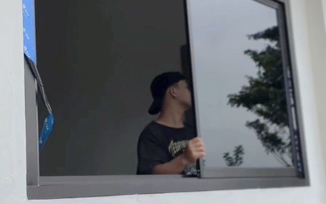 Progres Pembangunan Gedung MIM 1 PK Sukoharjo- Memasuki Tahap Pemasangan Teralis