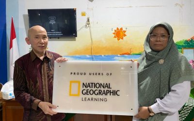 ✨ Penyerahan Plakat Kerja Sama NatGeo dengan MIM 1 PK Sukoharjo ✨
