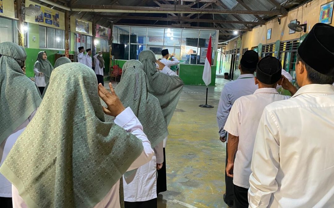 Guru MIM 1 PK Sukoharjo Khidmat Mengikuti Upacara Hari Lahir Pancasila 2026