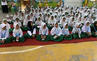 Siswa Baru MIM 1 PK Sukoharjo Dibiasakan Berdzikir Pagi Sebelum Memulai Kegiatan Belajar