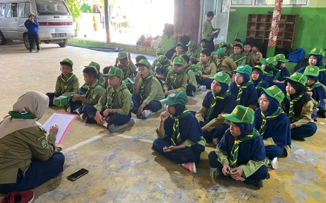 Membangun Kemandirian dan Kebersamaan melalui Kegiatan HW Kelas 5 MIM 1 PK Sukoharjo
